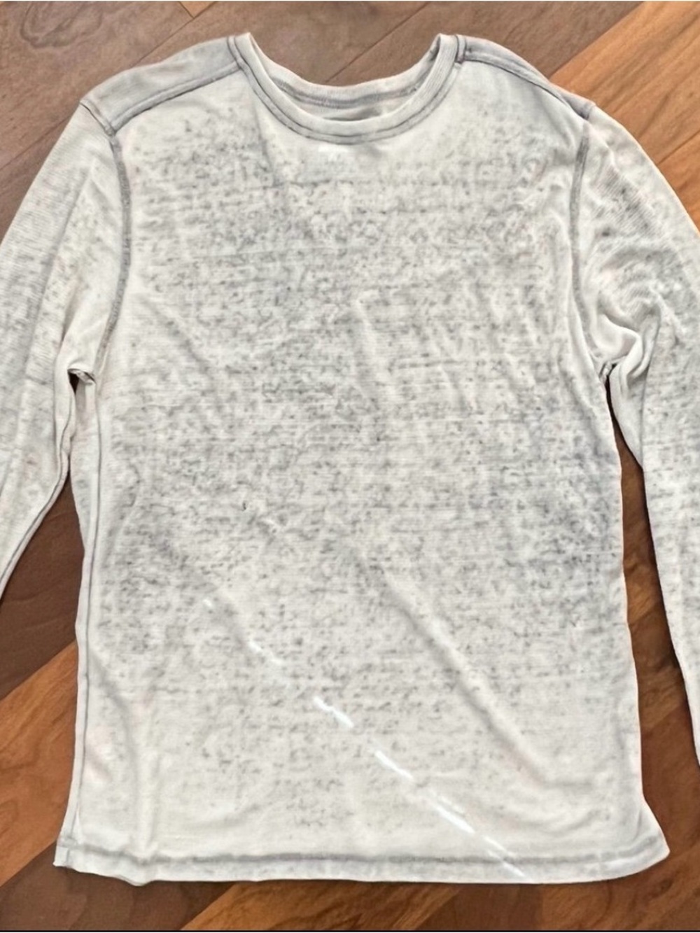 BKE Men's Long-Sleeve Crewneck in Light Heather